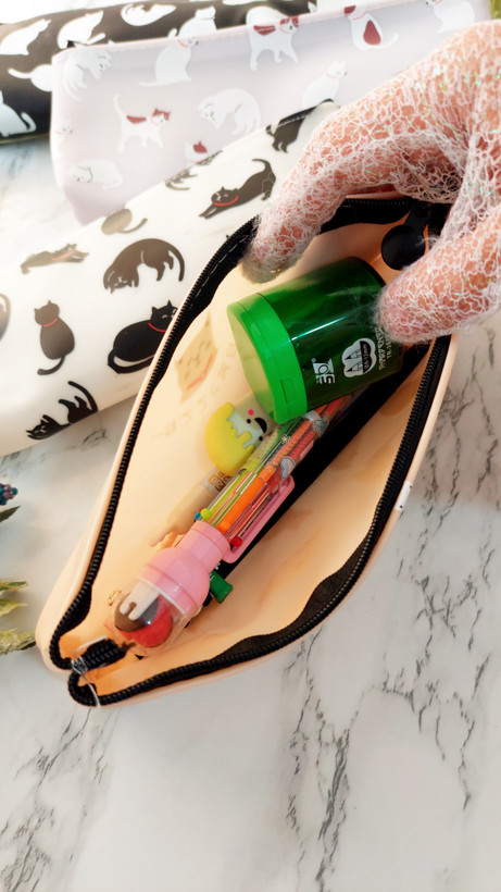 جامدادی سیلیکونی قابل شستشو