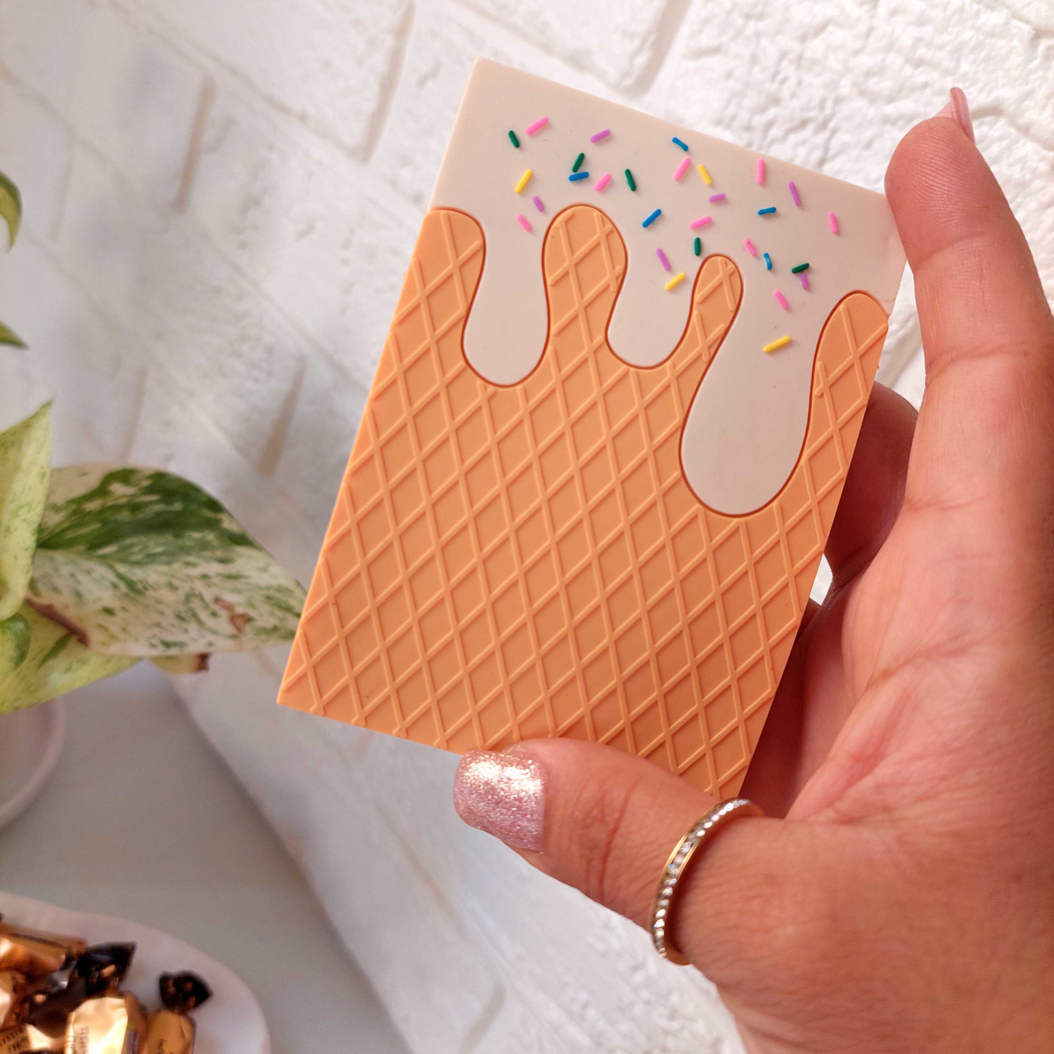 دفترچه سیلیکونی معطر