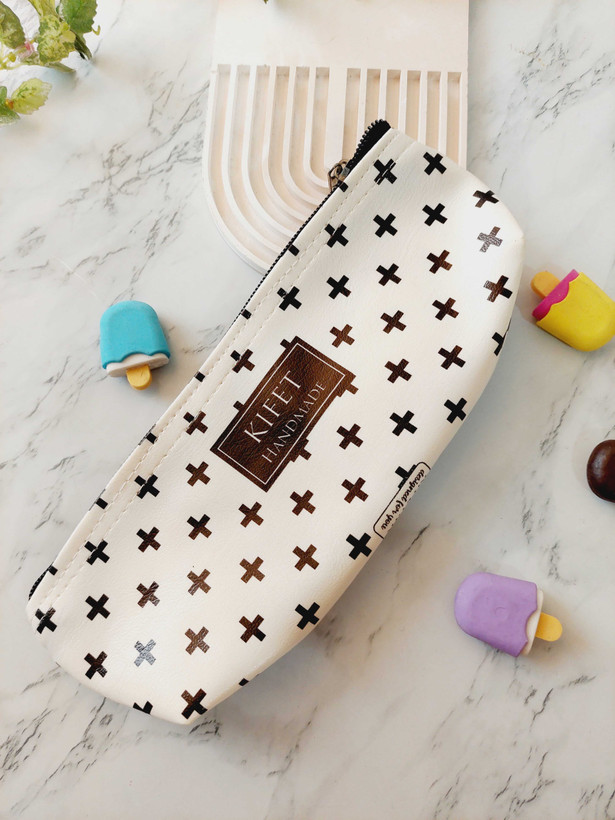 جامدادی سفید مشکی