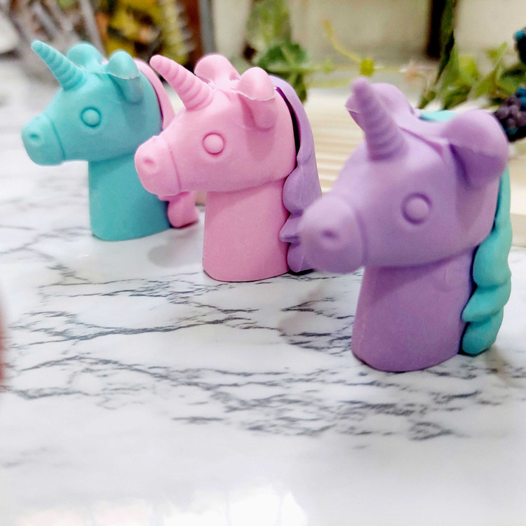 پاکن فانتزی یونیکرن