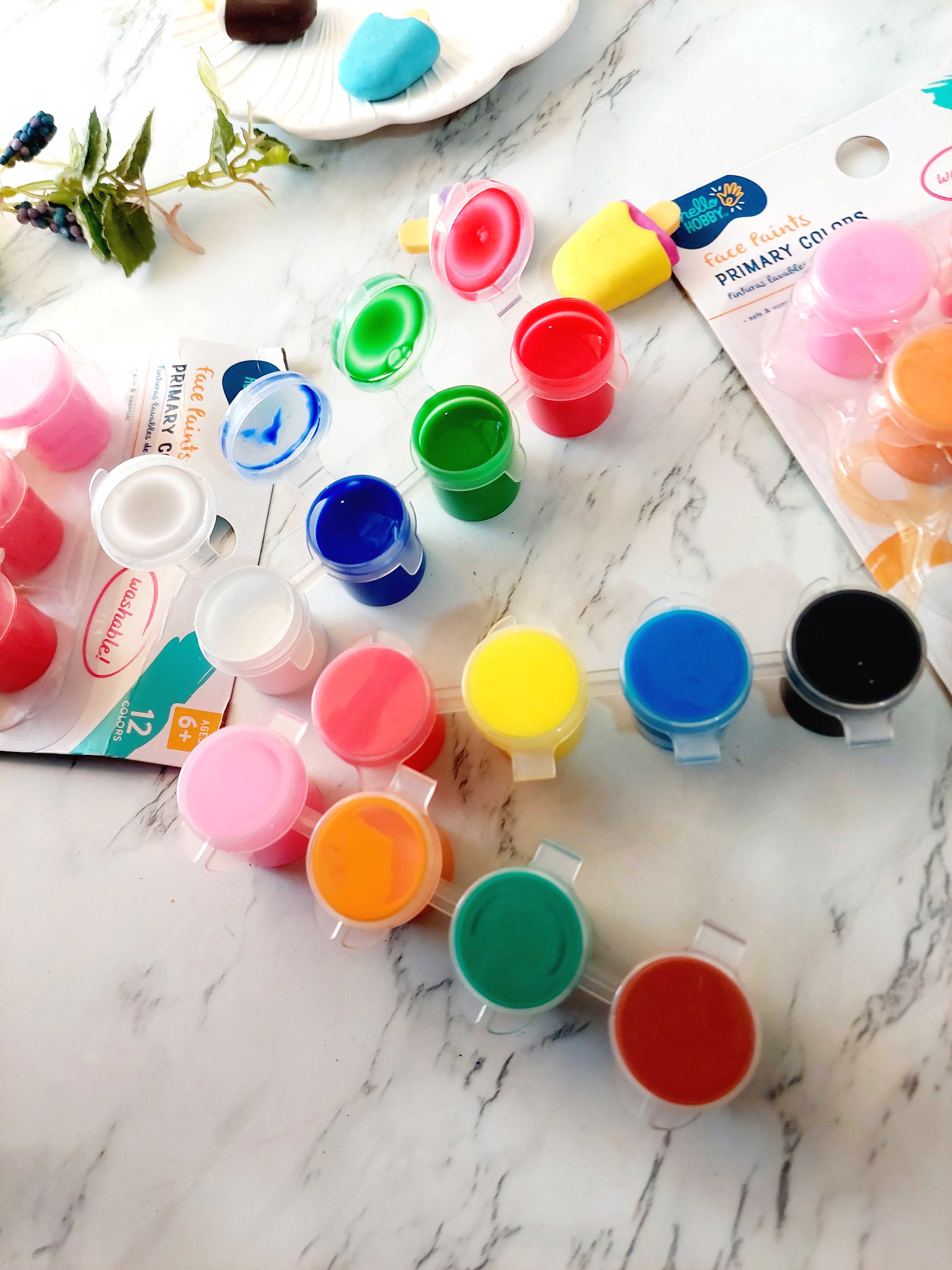 رنگ گریم صورت کودک