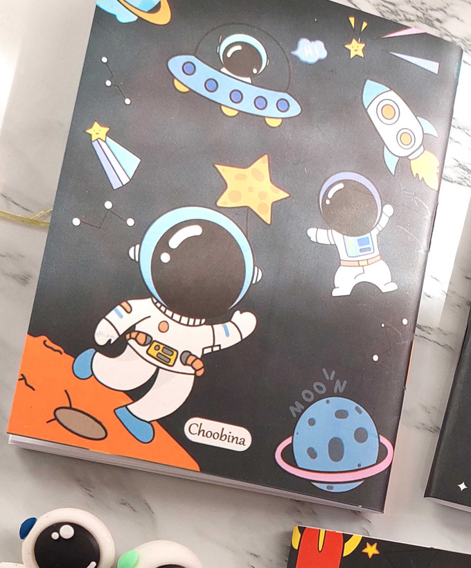 دفترچه یادداشت فضایی