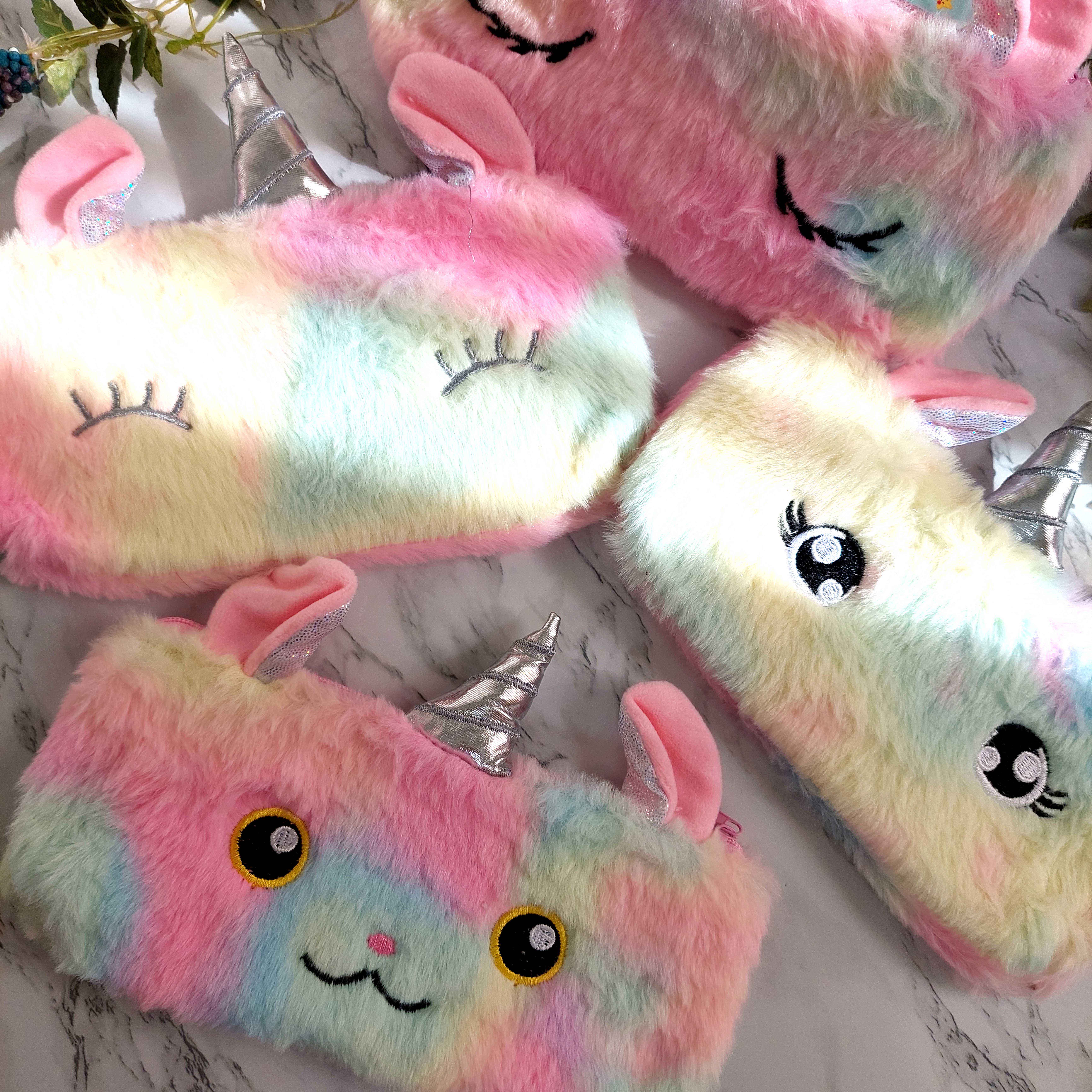 جامدادی کیوت