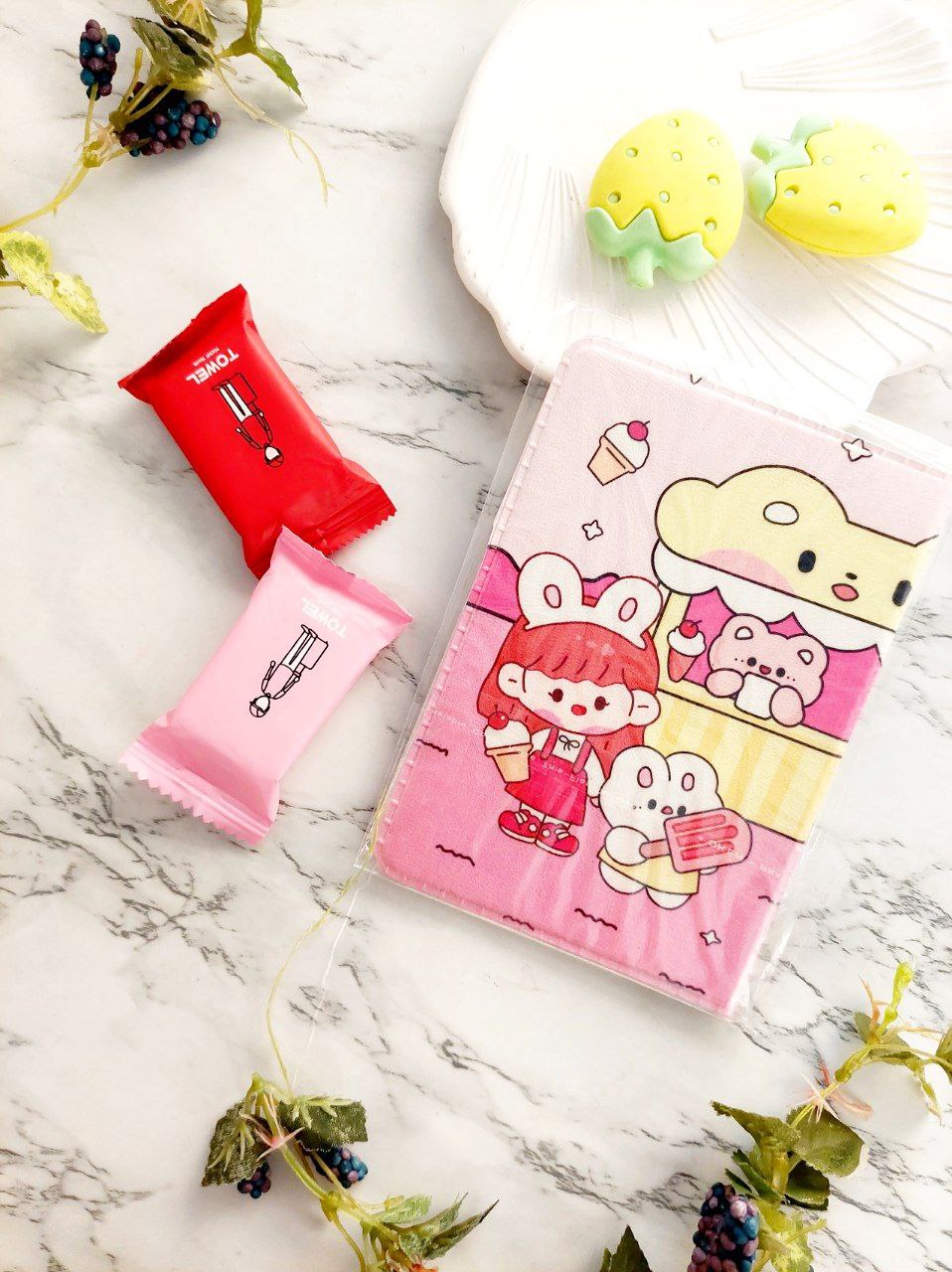 جلد شناسنامه دخترونه