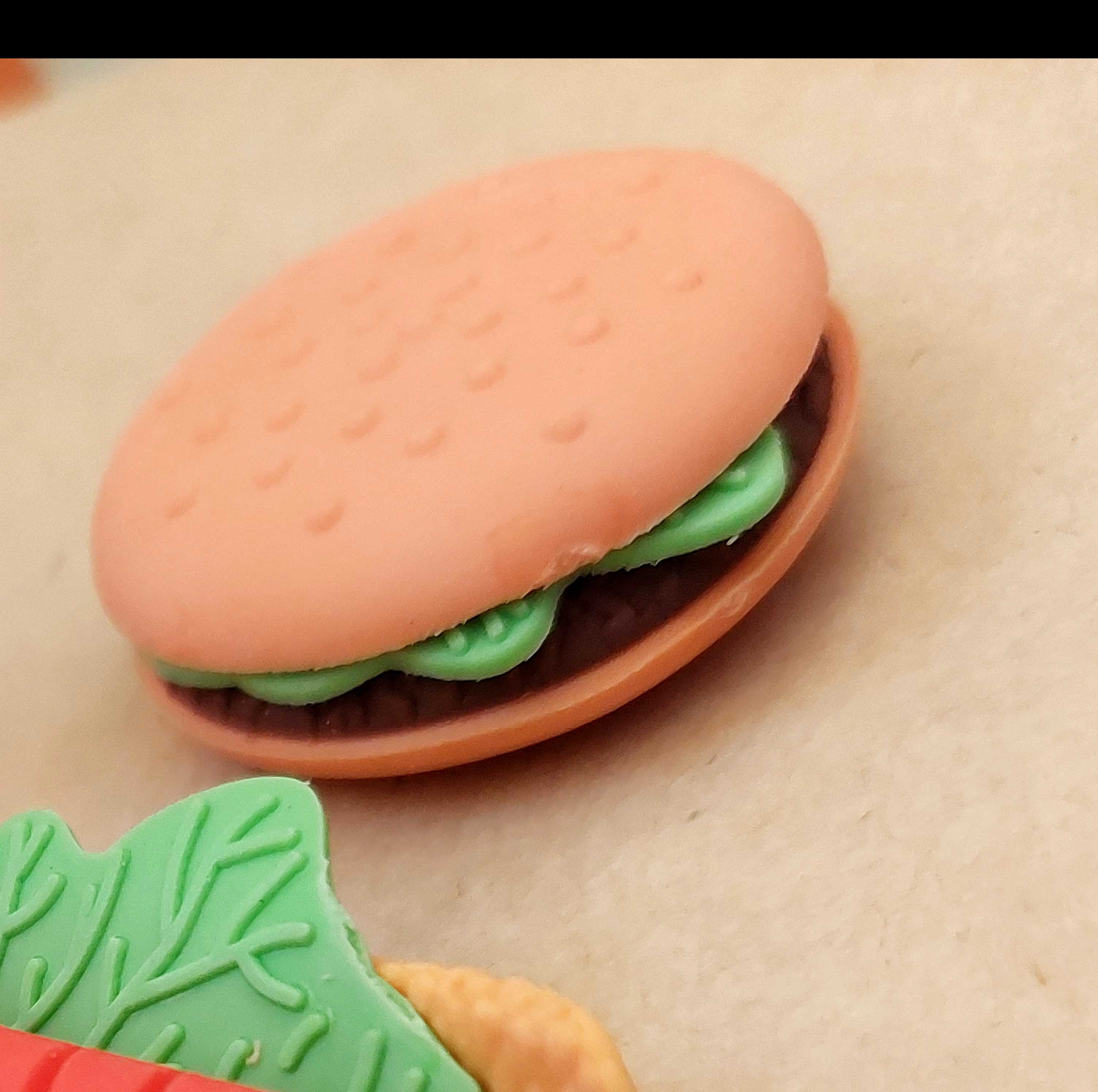 پاکن همبرگر