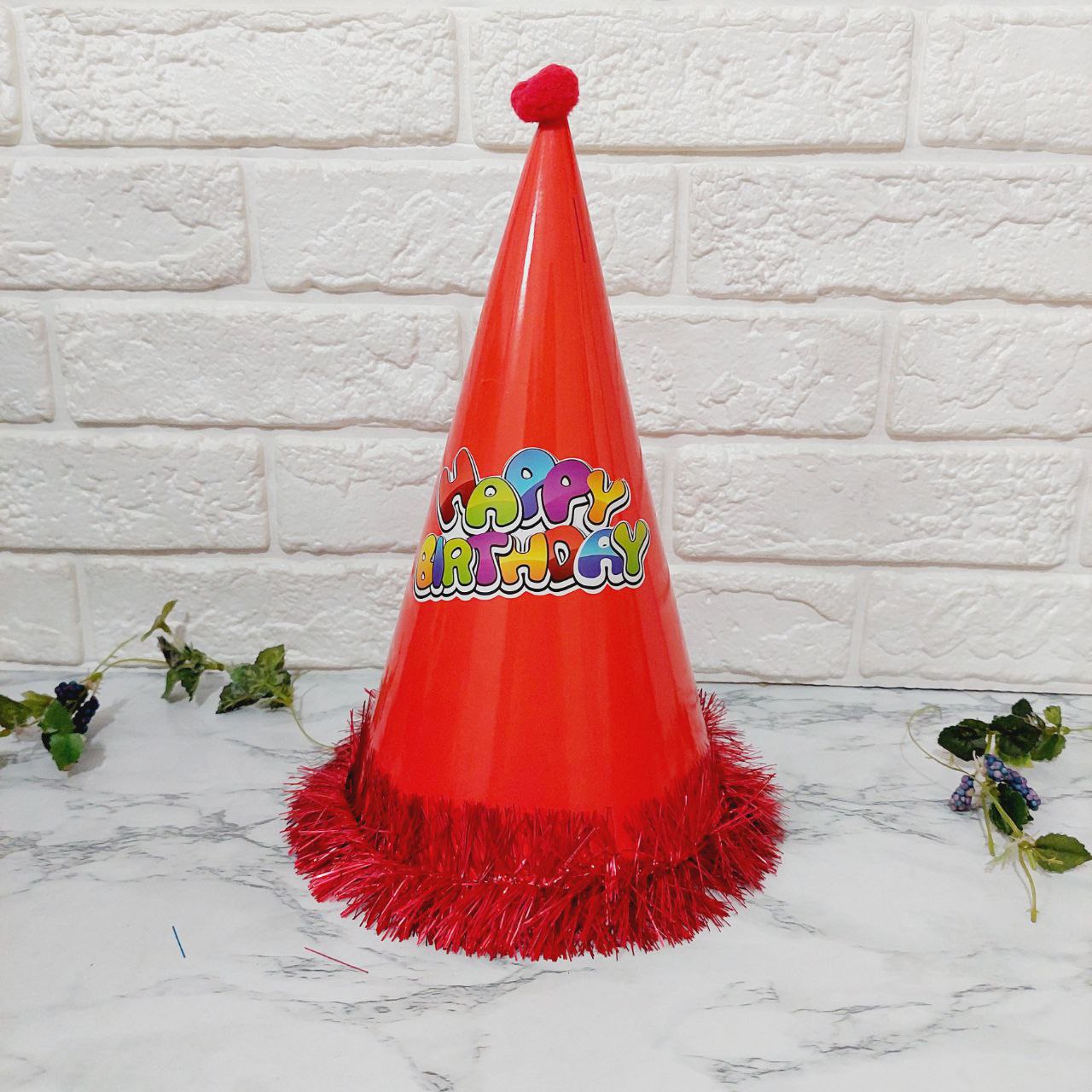 کلاه تولد قرمز