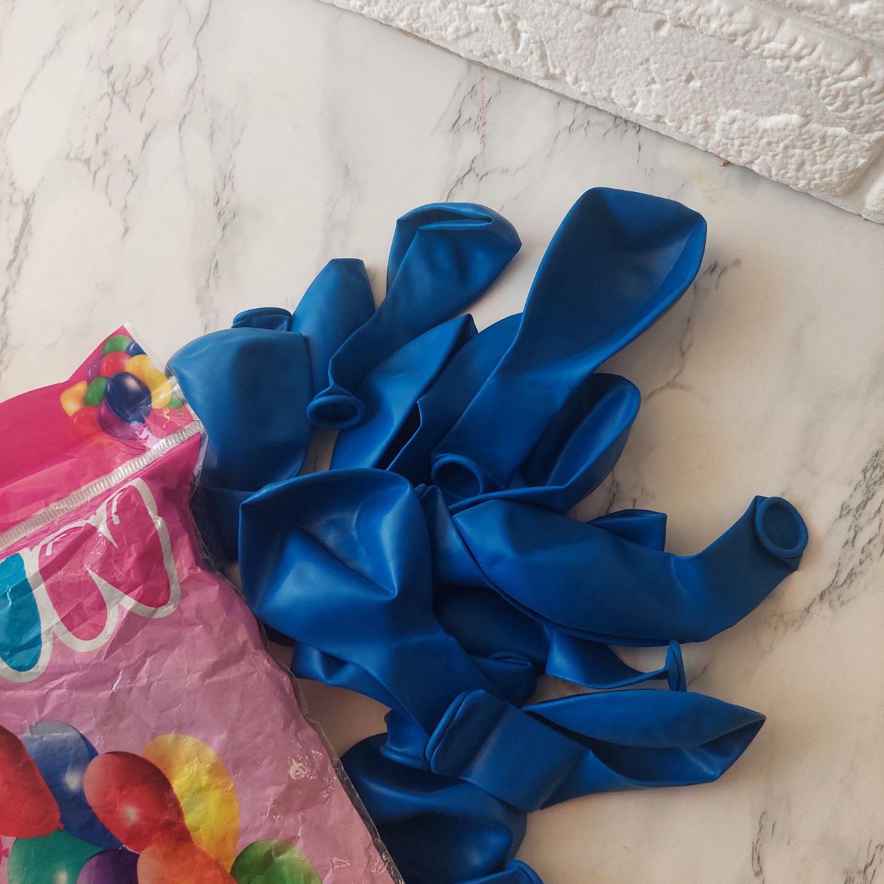 بادکنک ابی نفتی