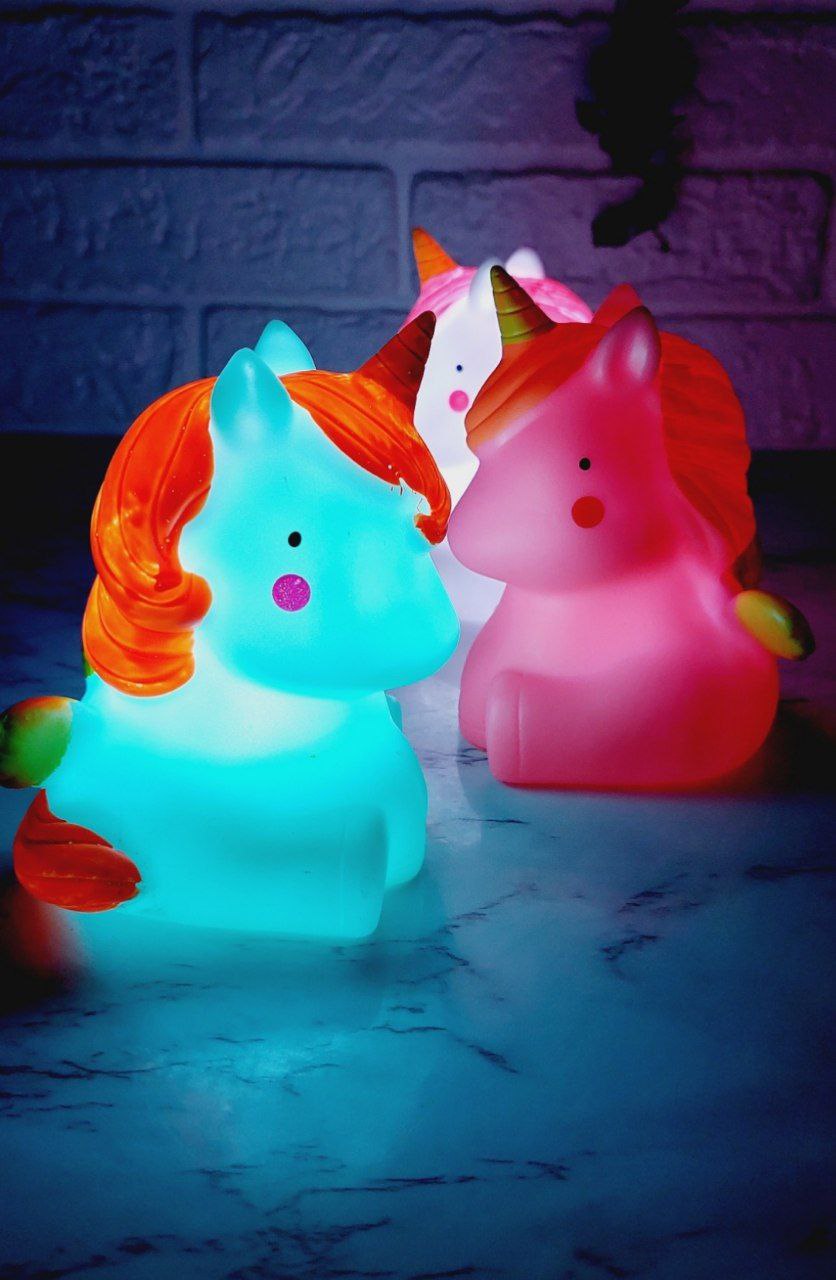 چراغ خواب کیوت تک شاخ