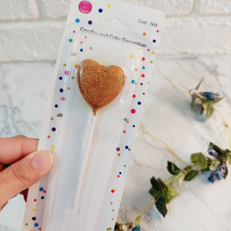 شمع قلب طلایی